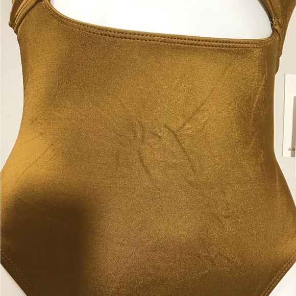 Good American Bali Cutout One Shoulder Swimsuit. Size 1 - Picture 11 of 11